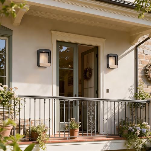 Pia Ricco Medium Solar Wall Light - Image 7
