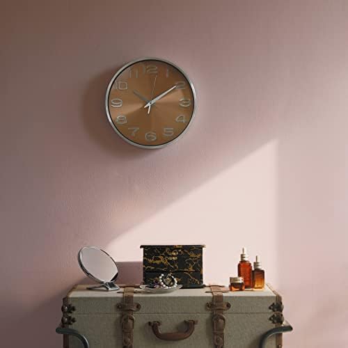 Modern Decorative Aluminum Round Wall Clock - Image 2