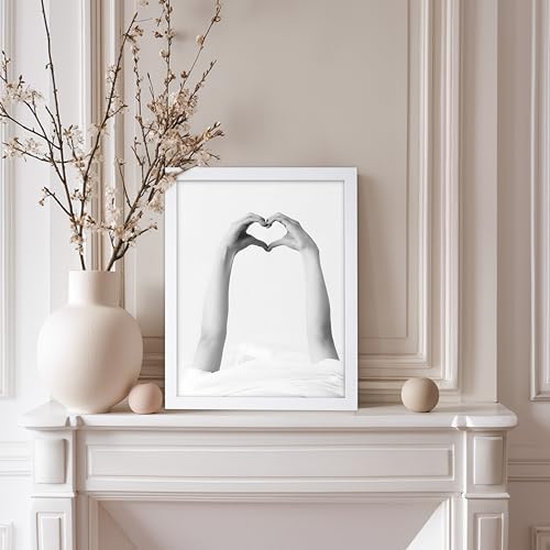 Poster Master Heart Hands Poster - Image 5