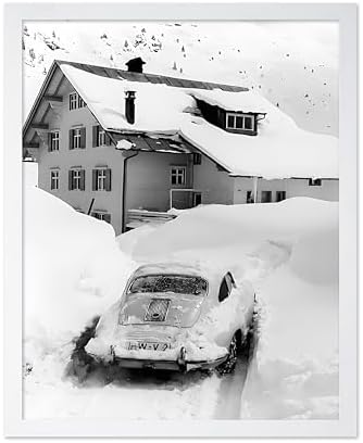 Poster Master Car Stuck in Snow by PosterMaster