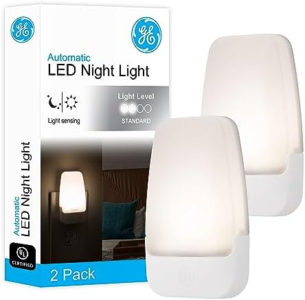GE Plug in Night Light with Dusk to Dawn Sensor by Unknown