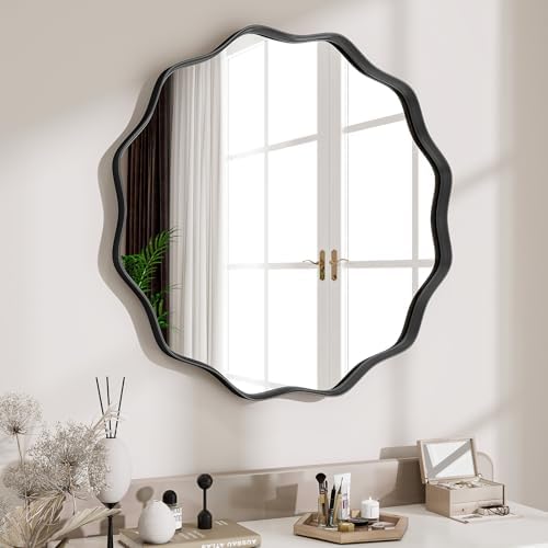 Wavy Round Mirror by VETROVUE