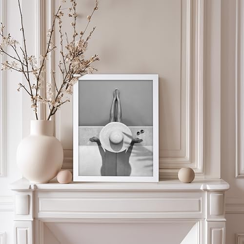 Poster Master Woman in Swimming Pool Poster - Image 5