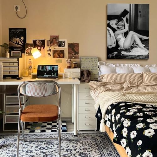Vintage Black and White wall art poster Woman - Image 3