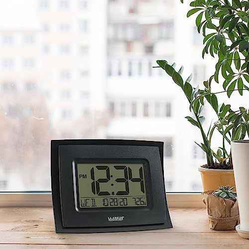 La Crosse Technology WT-8002U-B-INT Digital Black Clock - Image 4