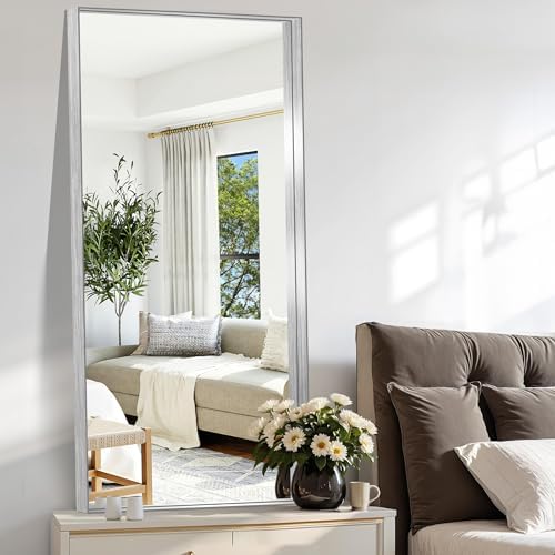 CIRCUMI Silver Bathroom Mirror - Image 5