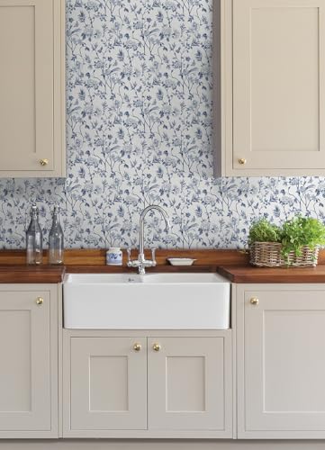 NuWallpaper Chinoiserie Garden Indigo Peel and Stick Wallpaper - Image 3