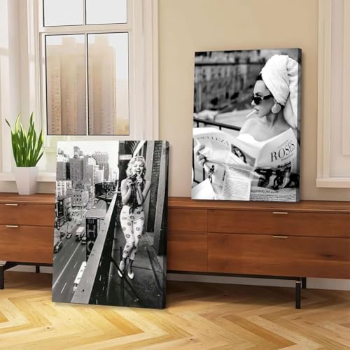 2pcs Framed Black and White Wall Art Women Reading Newspaper Poster, Funny - Image 6