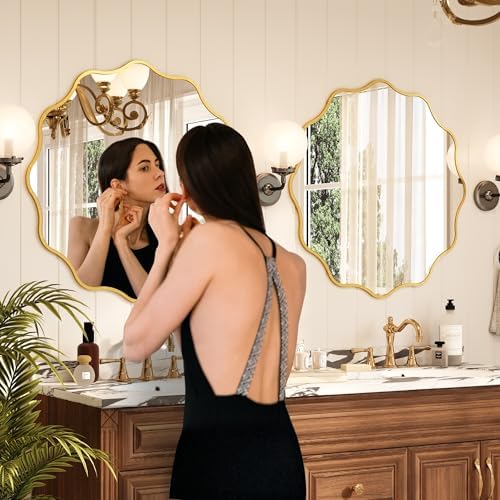 Kelly Miller 32" Gold Round Scalloped Mirror, Wavy Edge Decorative Mirror - Image 2