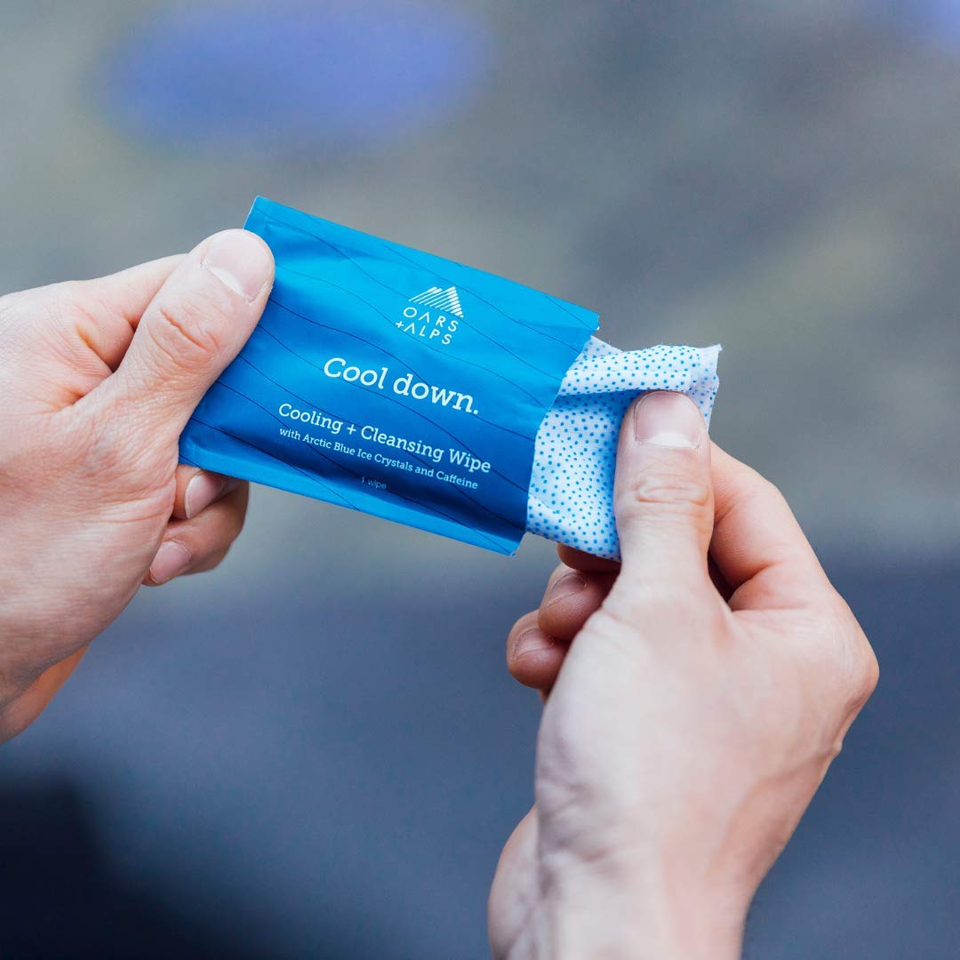 Oars + Alps Cooling Face & Body Wipes, Dual Sided Cleansing Towelettes with Menthol & Ginseng, Dermatologist Tested, Post-Workout & Travel Friendly, 14 Count