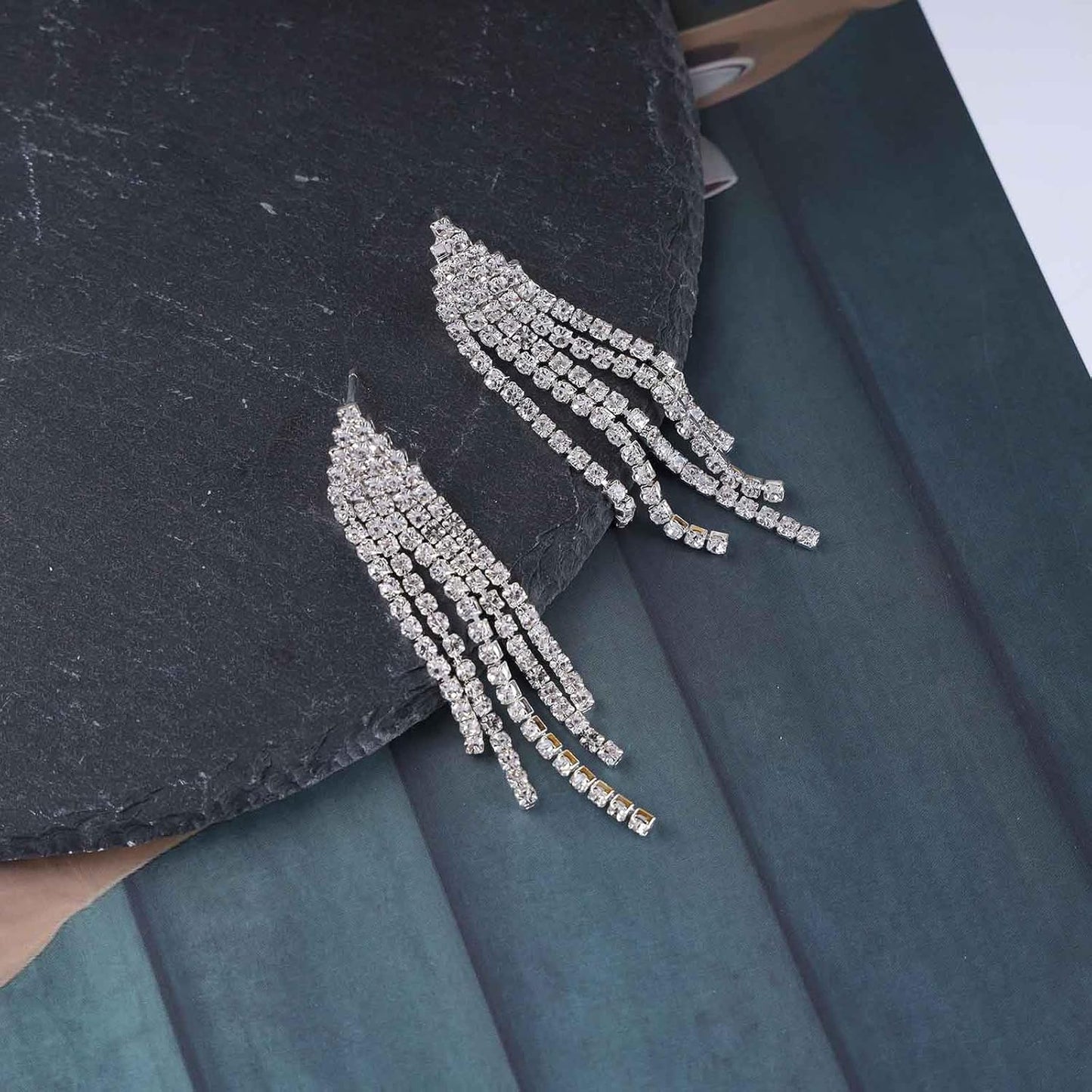 Vintage Rhinestone Chandelier Tassel Earrings Crystal Chain Drop Earrings Gold Long Tennis Chain Earrings Shine Chandelier Bridal Earrings Jewelry for Women