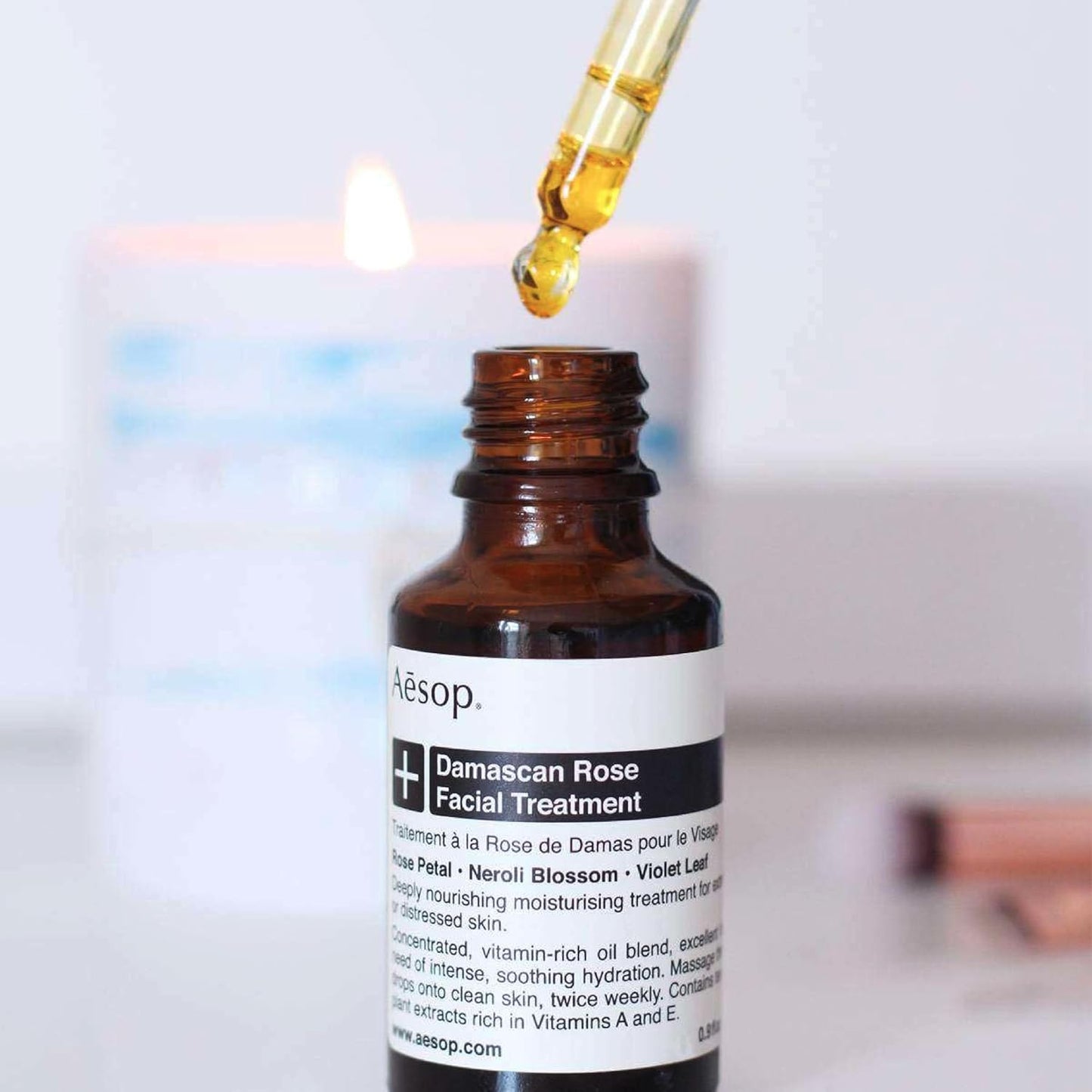 Aesop Damascan Rose Facial Treatment Oil | Hydrating Face Oil with Rose Petal, Neroli Blossom & Violet Leaf | Nourishing Vitamins & Fatty Acids for Dry, Distressed Skin | 0.8 fl oz