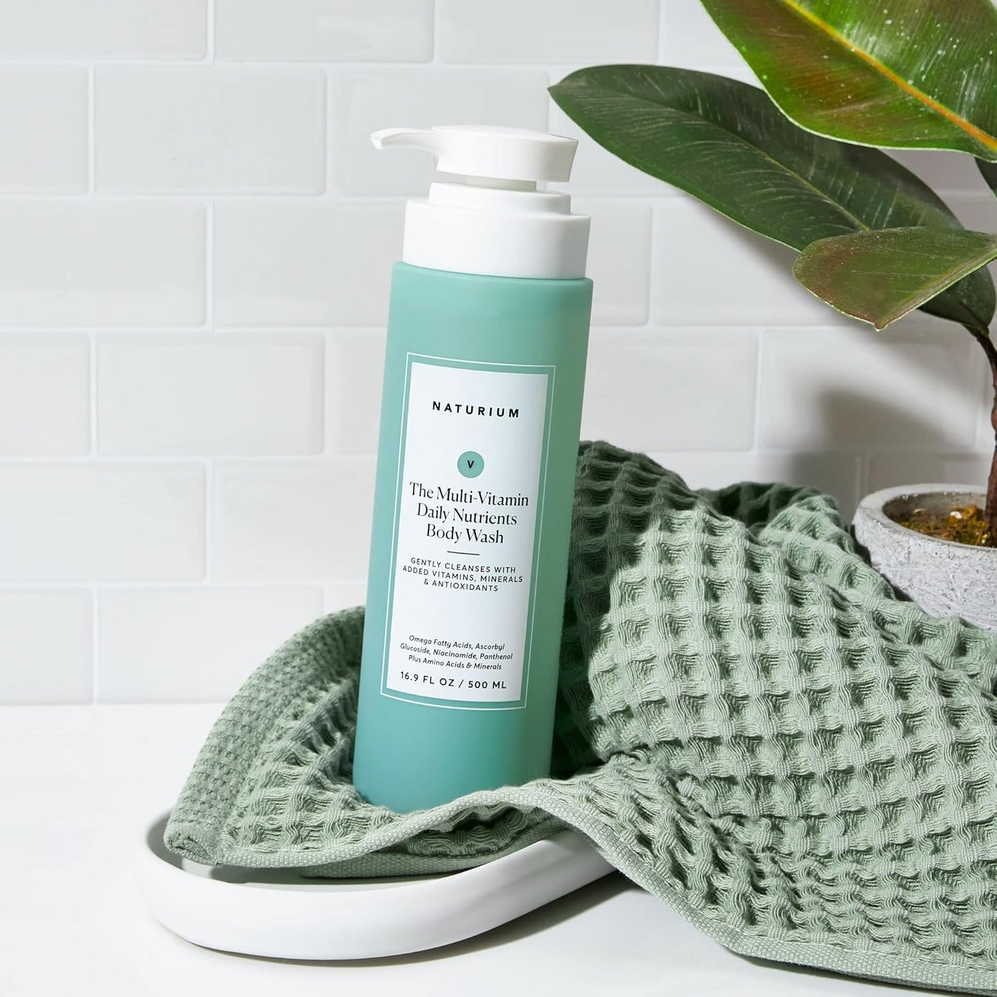 Naturium The Multi-Vitamin Daily Nutrients Body Wash, Hydrating Cleanser, 16.9 oz